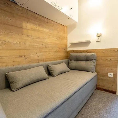 Au Sauze Au Pied Des Pistes