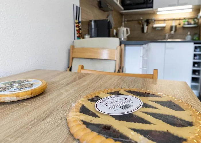 Appartement Au Sauze Au Pied Des Pistes Enchastrayes