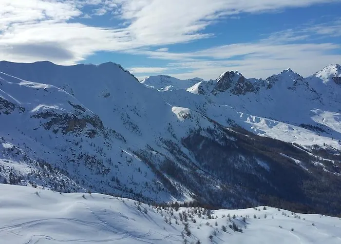 Au Sauze Au Pied Des Pistes Appartement *